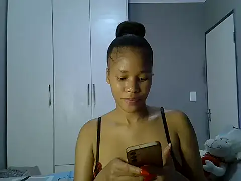 Sexylisa670 online show from April 21, 2026, 7:50 pm