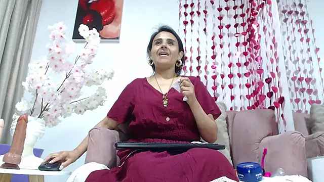  Marcela   online show from February 10, 2025, 12:29 pm