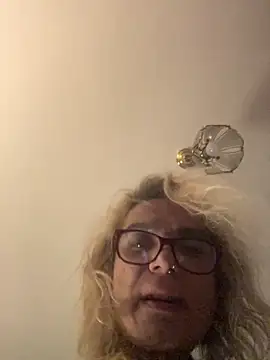 jennaycaa online show from November 2, 2025, 4:37 am