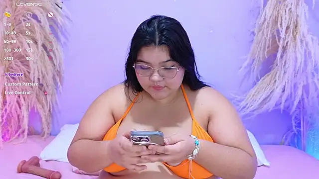 april lopez6 online show from March 2, 2025, 7:21 am