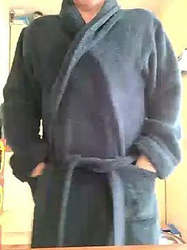 Snapshot of JulianJ50 chatting on February 26, 2026, 10:03 am JulianJ50 online show from February 26, 2026, 10:03 am