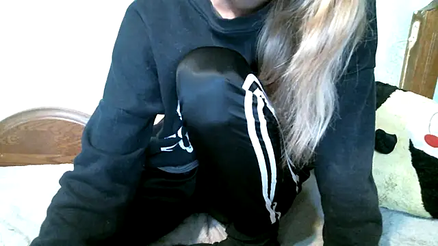 DennisXCaroll online show from October 7, 2025, 6:54 am