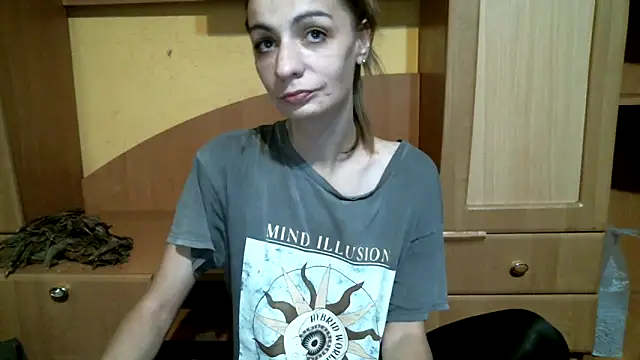 DennisXCaroll online show from December 21, 2025, 8:05 pm