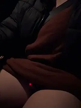 Snapshot of -Milfshake- chatting on March 12, 2026, 5:41 pm -Milfshake- online show from March 12, 2026, 5:41 pm