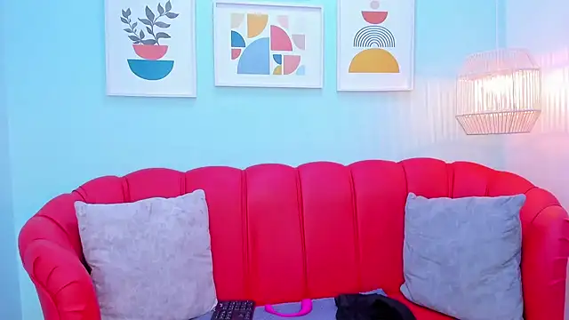 Nahiajhonson  online show from February 23, 2025, 12:48 pm