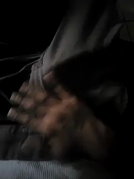 Swapurcrm online show from November 1, 2025, 9:28 pm