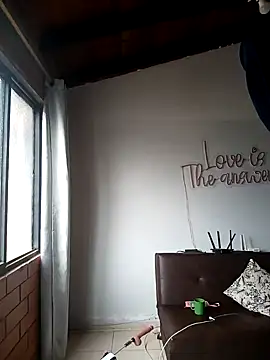 SamaraJay1 online show from January 7, 2025, 1:03 pm