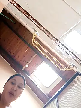 SamaraJay1 online show from October 11, 2025, 3:32 pm