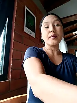 SamaraJay1 online show from October 30, 2025, 4:52 pm