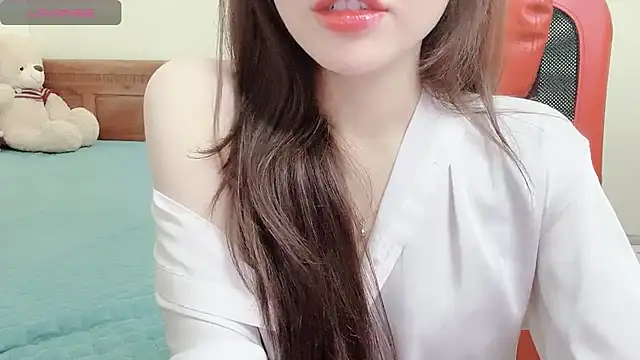 TrinhH Nabbi online show from January 10, 2025, 1:31 pm