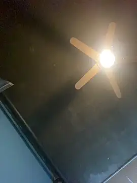 QUE  ZZZ online show from September 17, 2025, 11:45 am