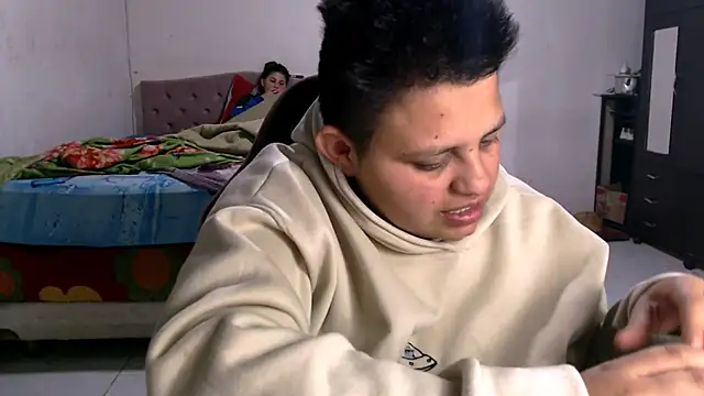 tatsumi nao online show from October 5, 2025, 1:15 am