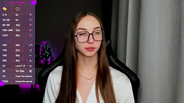 Sm0ly online show from January 31, 2025, 1:33 am