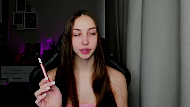 Snapshot of Sm0ly chatting on April 16, 2026, 2:12 am Sm0ly online show from April 16, 2026, 2:12 am