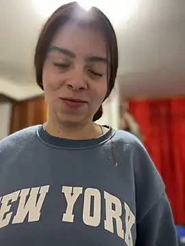 Snapshot of Cloew_Marz chatting on June 28, 2026, 10:05 pm Cloew Marz online show from June 28, 2026, 10:05 pm