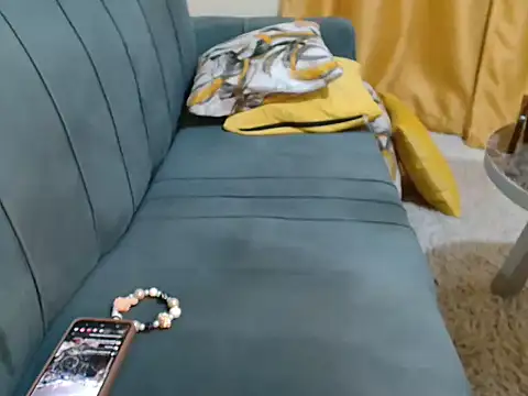 leslysexygirl online show from December 18, 2025, 7:03 am