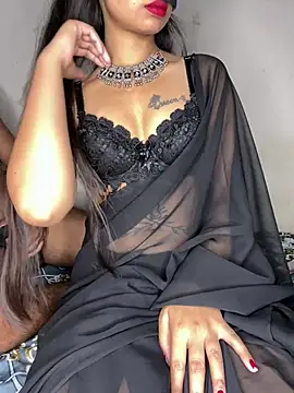 Snapshot of Suhu_love chatting on June 3, 2026, 9:34 am Suhu love online show from June 3, 2026, 9:34 am