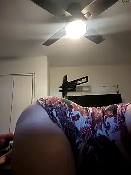 aliceluvzbill online show from December 16, 2024, 8:26 pm