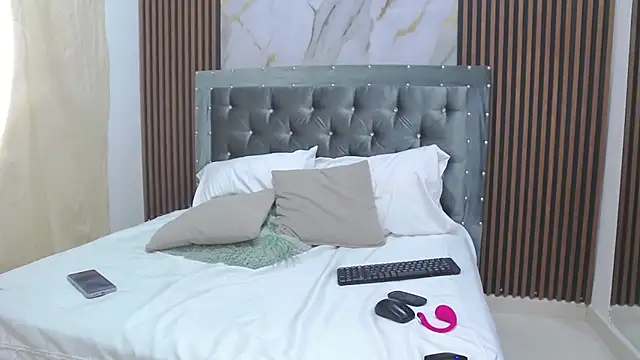 AshleyMontana online show from September 30, 2025, 12:26 am