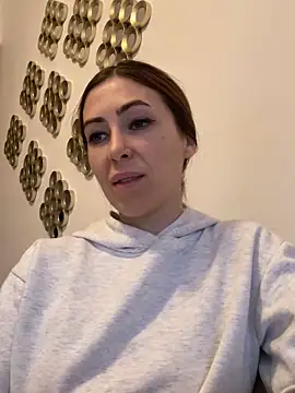 Snapshot of RaquelleDevon chatting on March 6, 2025, 4:17 pm RaquelleDevon online show from March 6, 2025, 4:17 pm