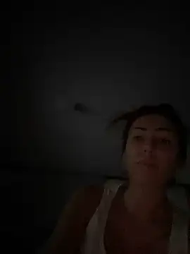 Snapshot of RaquelleDevon chatting on November 12, 2025, 6:36 am RaquelleDevon online show from November 12, 2025, 6:36 am