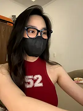 Lilisa miu online show from October 18, 2025, 4:52 pm