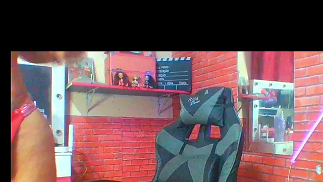 Transthifany online show from October 10, 2025, 3:44 pm