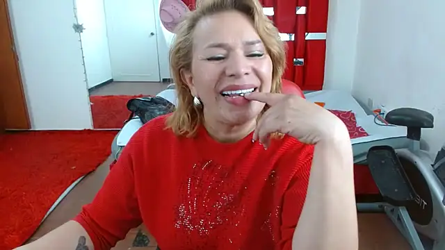 krystal thomson online show from September 23, 2025, 2:42 pm