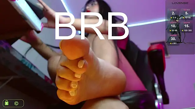 Miss scarllet  online show from February 7, 2025, 1:11 pm