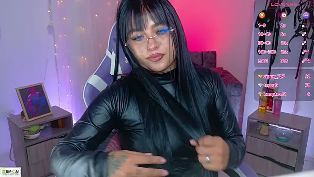 Miss scarllet  online show from July 28, 2026, 6:20 pm