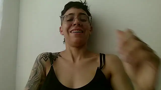 Snapshot of Cutie_Shy_ chatting on July 24, 2026, 1:31 pm Cutie Shy online show from July 24, 2026, 1:31 pm