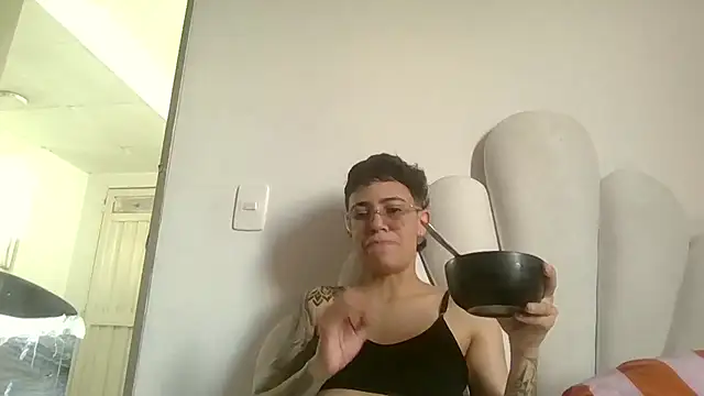 Snapshot of Cutie_Shy_ chatting on July 28, 2026, 2:13 pm Cutie Shy online show from July 28, 2026, 2:13 pm