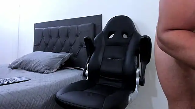 MalconStonne online show from February 19, 2025, 3:06 am