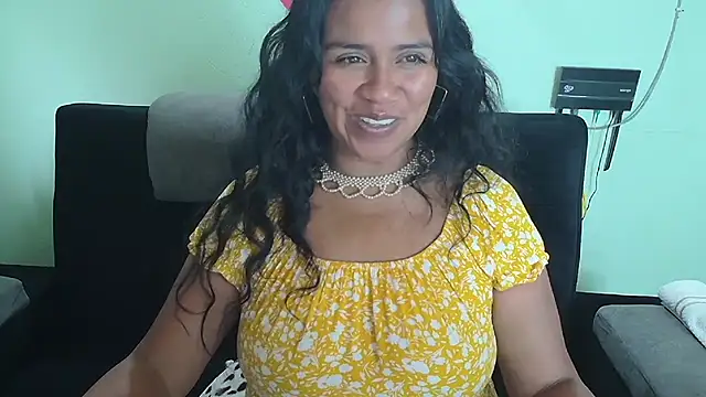 saggil23 online show from February 14, 2025, 4:41 pm