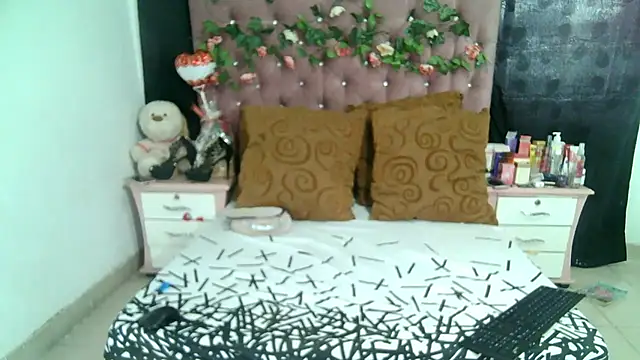 ValeriaTsx online show from September 19, 2025, 12:50 pm