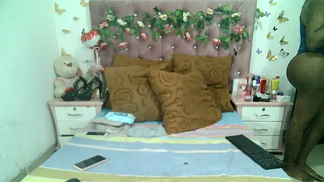 ValeriaTsx online show from October 30, 2025, 1:01 pm