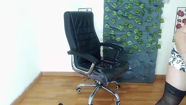 Salome Milf202 online show from February 18, 2025, 3:31 am