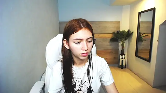 liseth fox online show from January 4, 2025, 12:38 pm