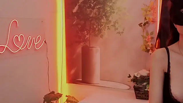 sexybaby22111 online show from March 21, 2025, 8:50 pm