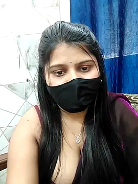 Hotty-simran online show from February 21, 2025, 7:45 am