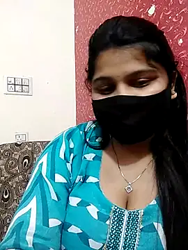 Hotty-simran online show from March 13, 2025, 10:15 am