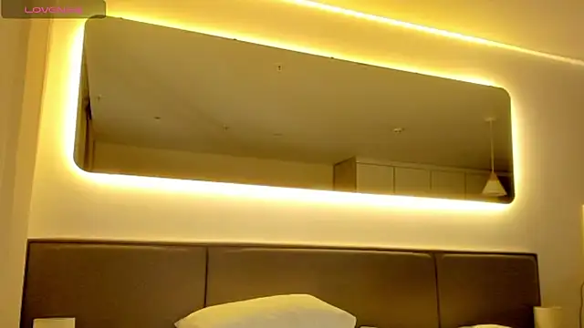 agelandreww online show from March 14, 2025, 5:02 pm