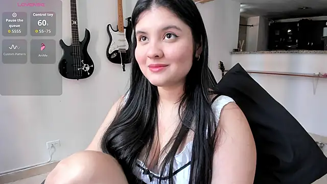 Snapshot of lilpervertgirl chatting on November 8, 2025, 6:18 pm lilpervertgirl online show from November 8, 2025, 6:18 pm