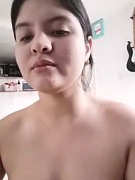 Snapshot of lilpervertgirl chatting on November 27, 2025, 8:33 pm lilpervertgirl online show from November 27, 2025, 8:33 pm