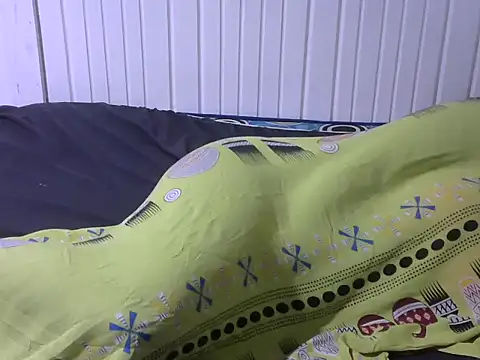 Snapshot of Sexy_baby004 chatting on September 24, 2025, 4:27 am Sexy baby004 online show from September 24, 2025, 4:27 am