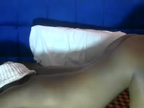 beauty petite online show from December 13, 2024, 4:11 am