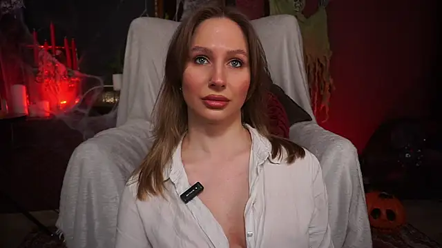 AnnLevine online show from October 30, 2025, 1:56 pm