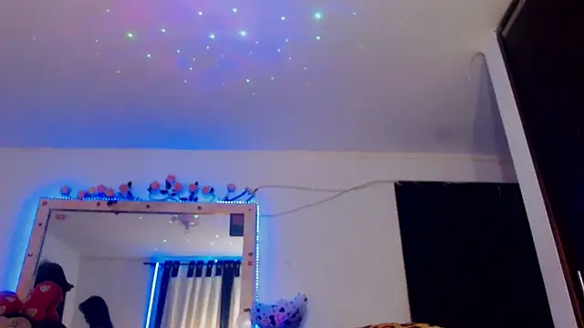 touchm cockhard online show from September 14, 2025, 3:05 am