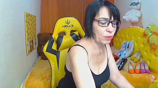 SandraHormas online show from February 15, 2025, 2:22 pm