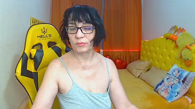 SandraHormas online show from February 21, 2025, 1:55 pm